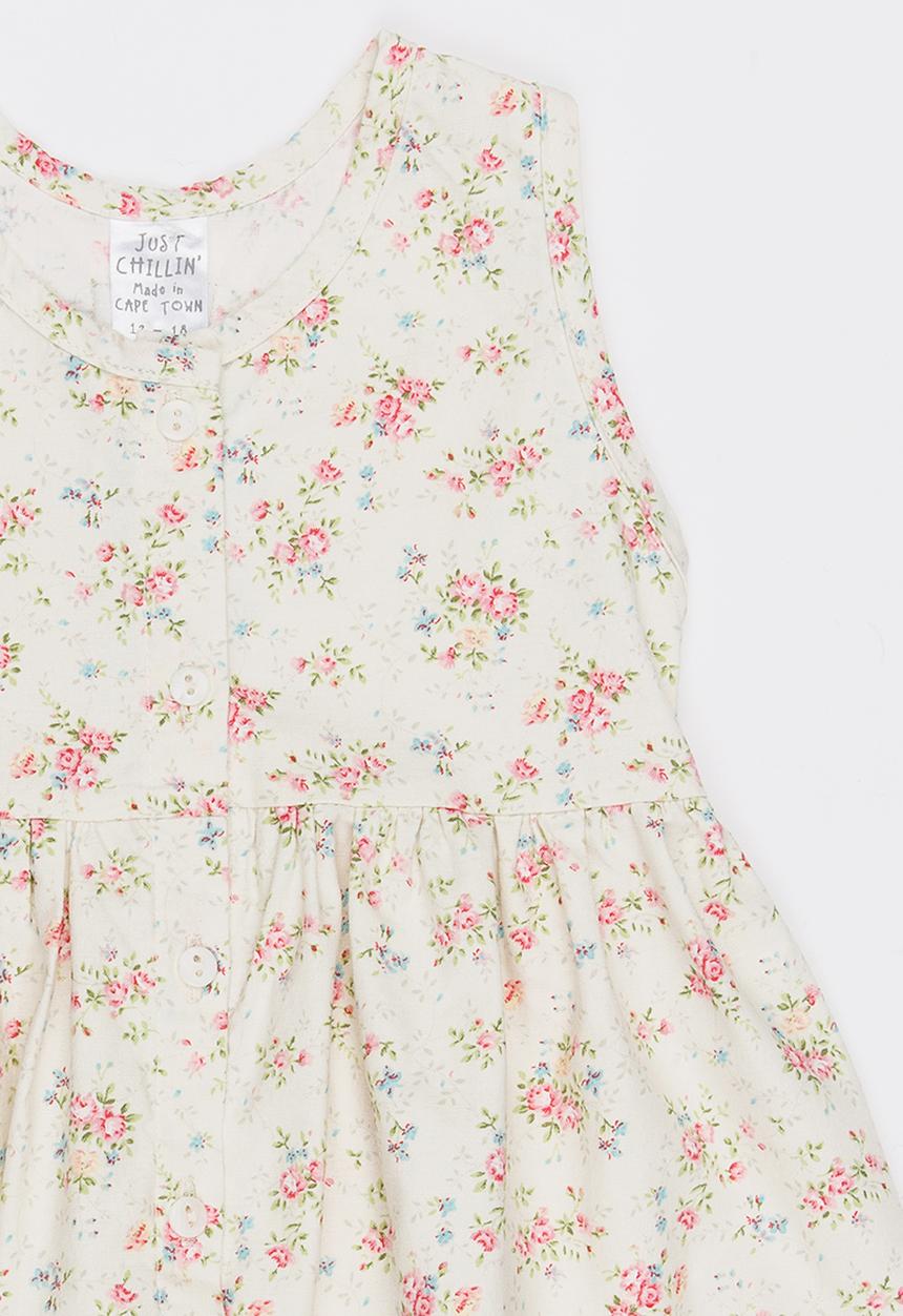 Just chillin - Summer Dress Pale Yellow
