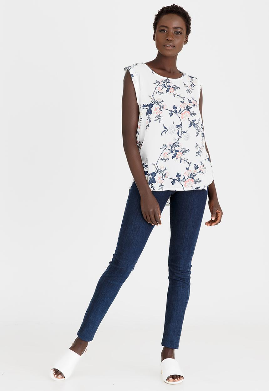 Revenge - Sleeveless All-over Print Top White