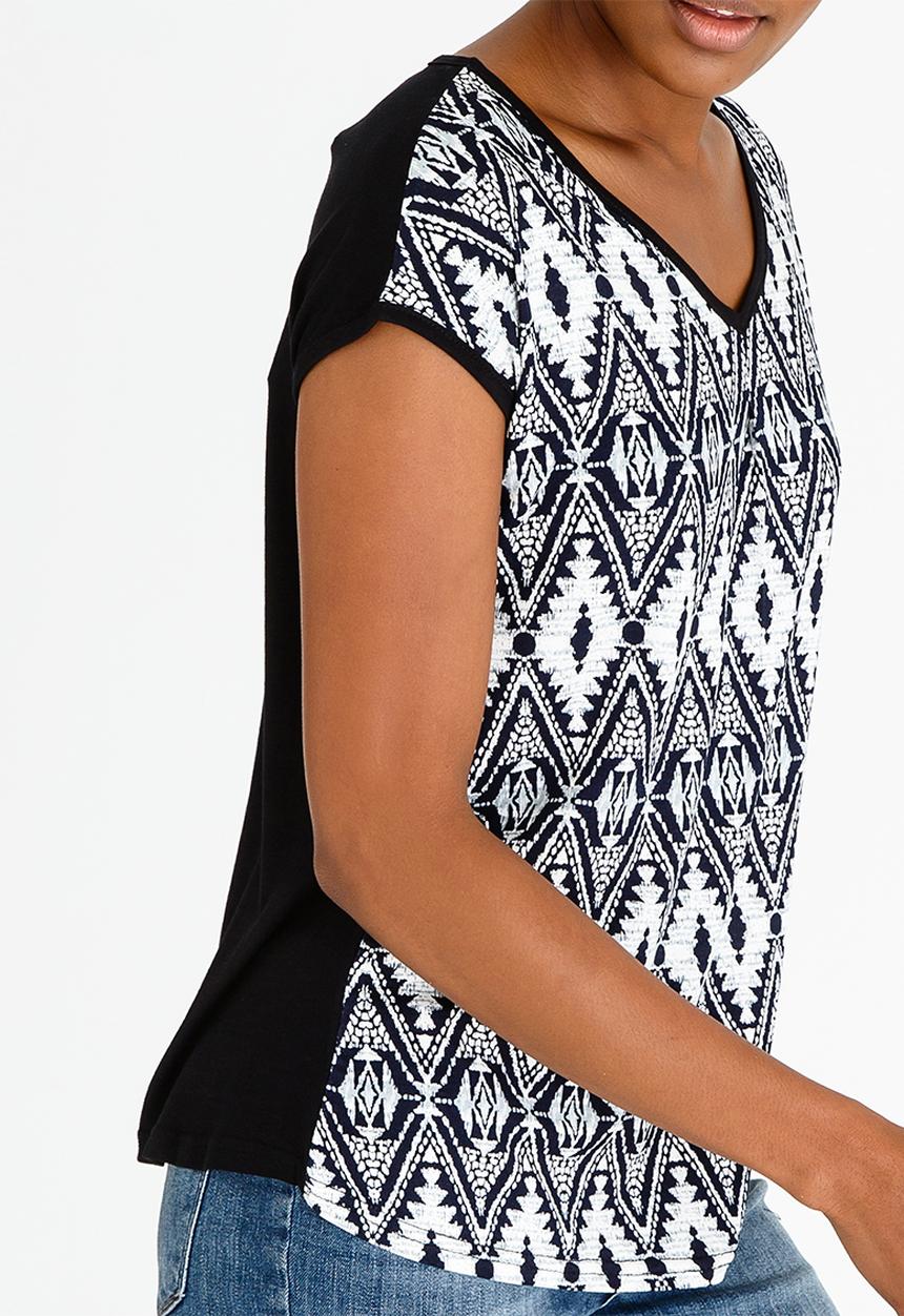 JEEP - All Over Printed V-neck Top Black and Grey