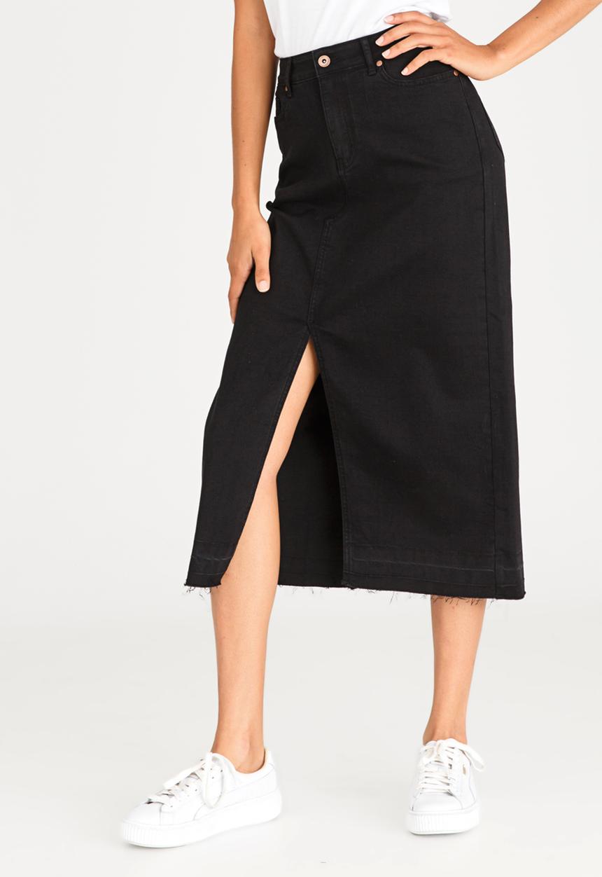 STYLE REPUBLIC - Maxi Denim Skirt with Front Slit Black