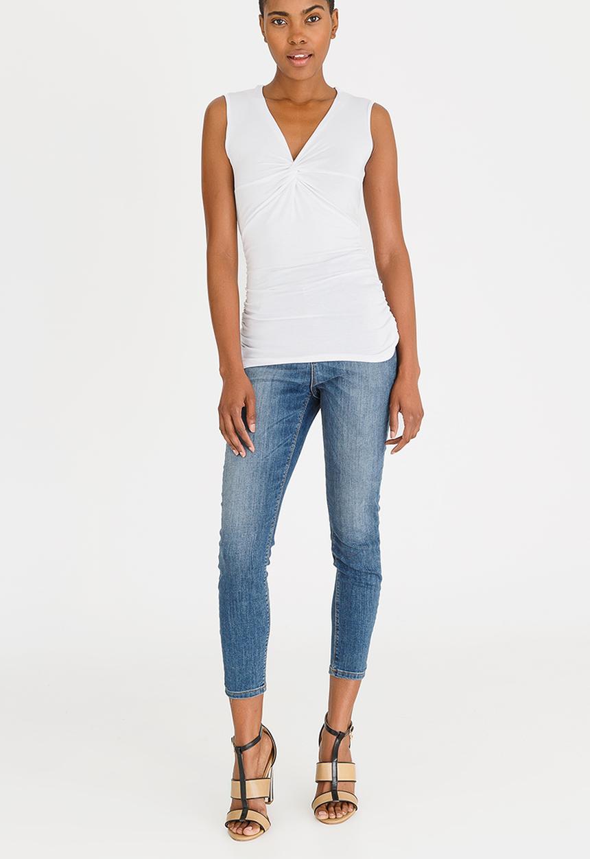 edit - Sleeveless Fitted Top White