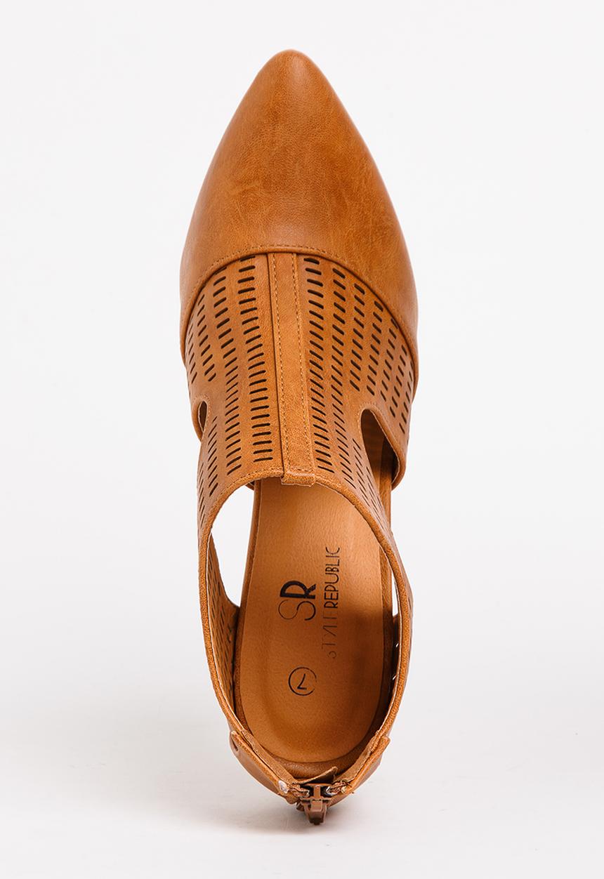STYLE REPUBLIC - Laser-cut High Heels Camel