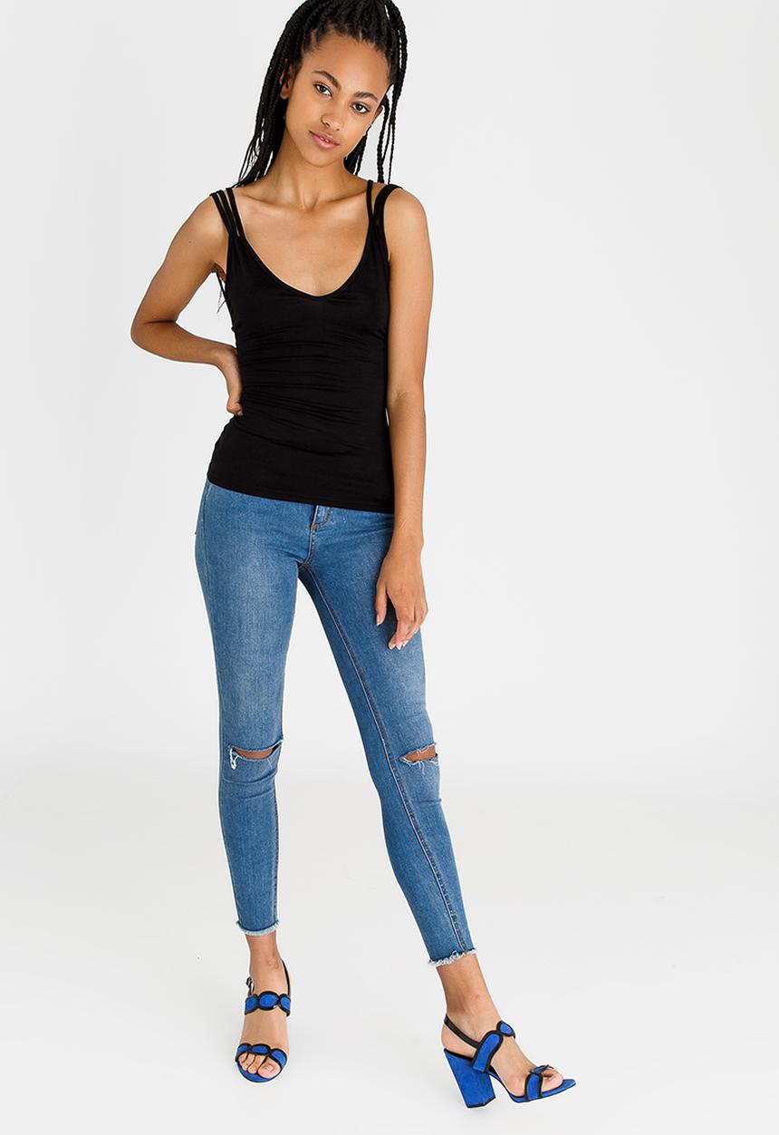 STYLE REPUBLIC - Strap Detail Top Black