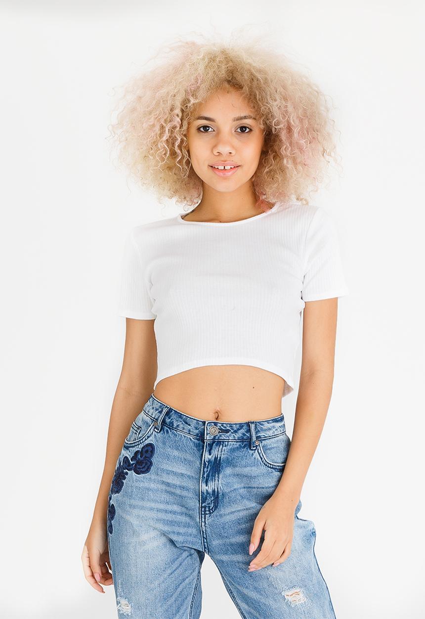 c(inch) - Scoop Neck T-shirt White