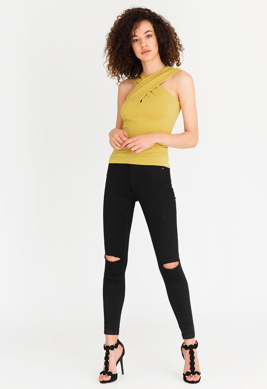 STYLE REPUBLIC - Cross Front Top Yellow
