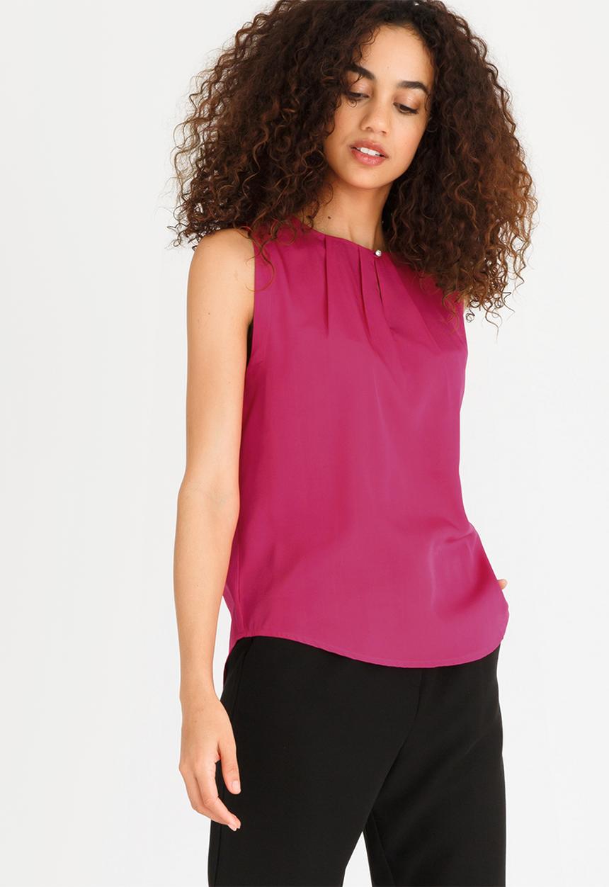edit - Sleeveless Blouse with Front Pleats Magenta