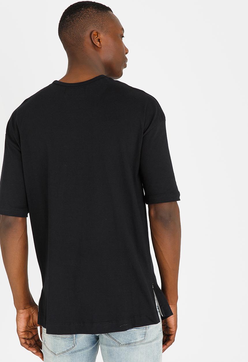 Resist - Oversized Half Sleeves T Shirt Black