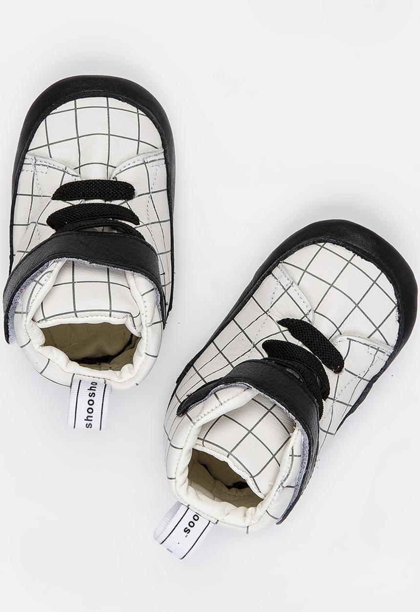 shooshoos - Area 51 High  Top Sneaker Black and White