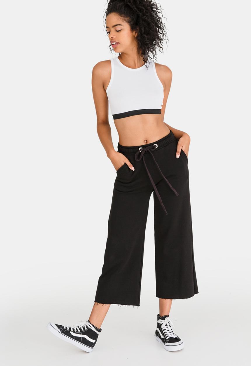 c(inch) - Sports Luxe Cropped Top White