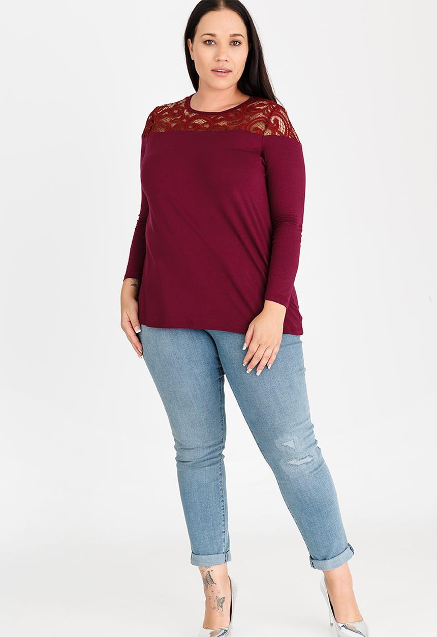 STYLE REPUBLIC PLUS - Lace Inset T-shirt Dark Red
