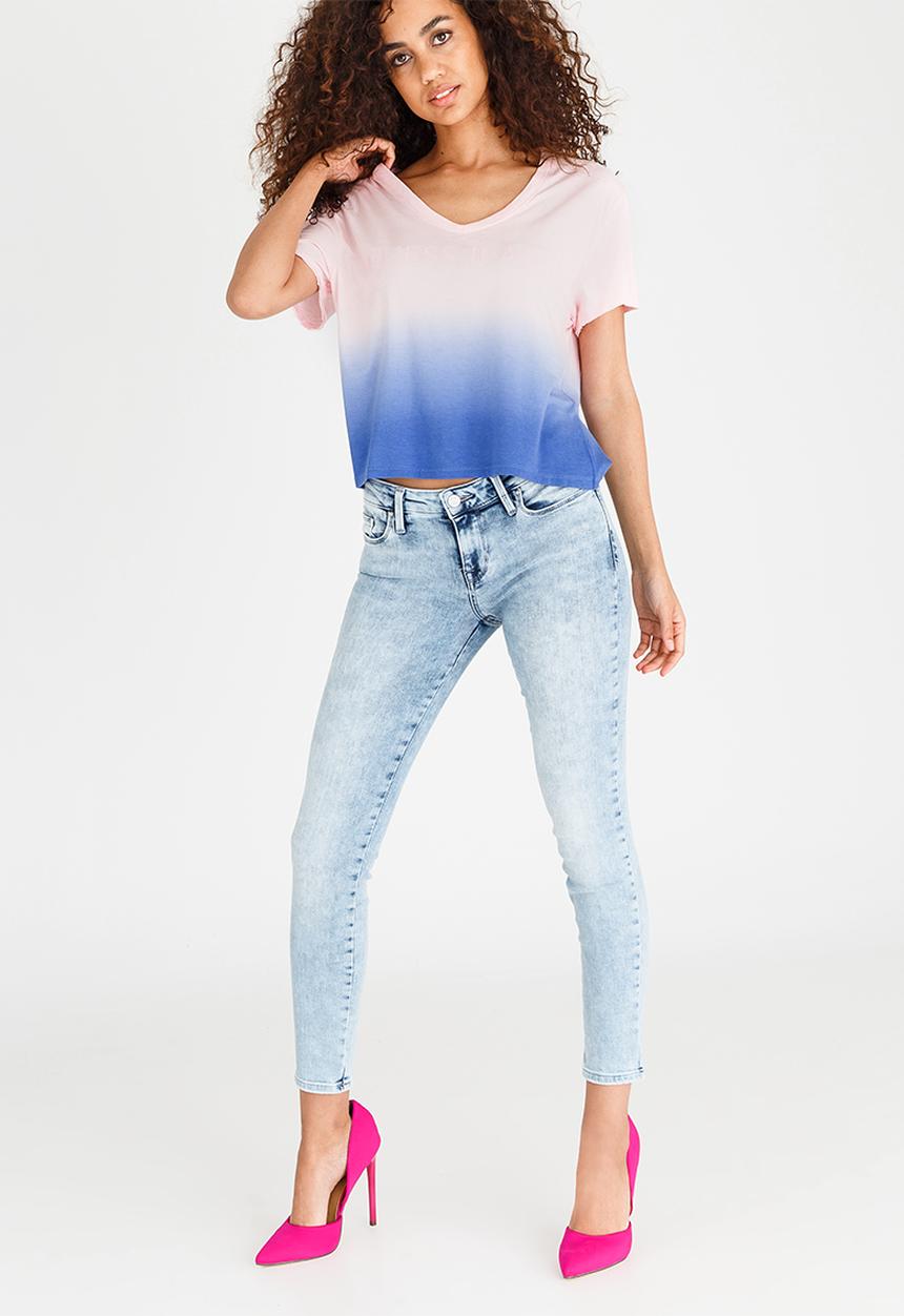 GUESS - Guess Deep V Easy Logo Tee Pale Purple