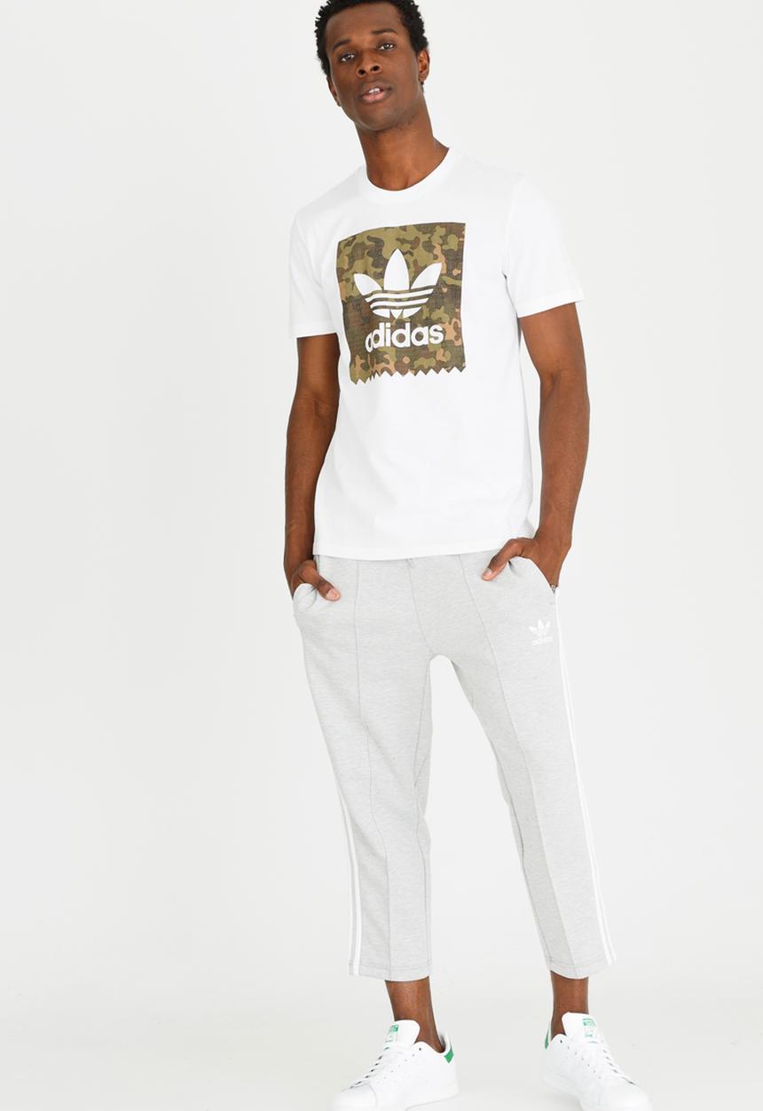 adidas Originals - Action sports graphic tee short sleeve - white 
