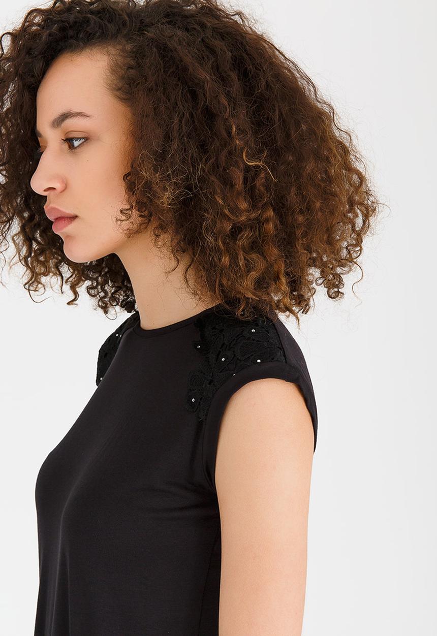 edit - Lace Trim Tee Black