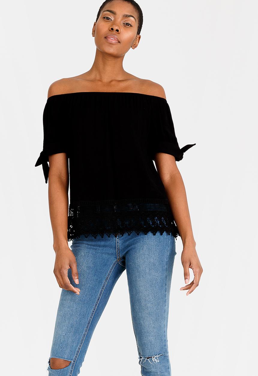 Vero Moda - Aya Off-the-shoulder Top Black