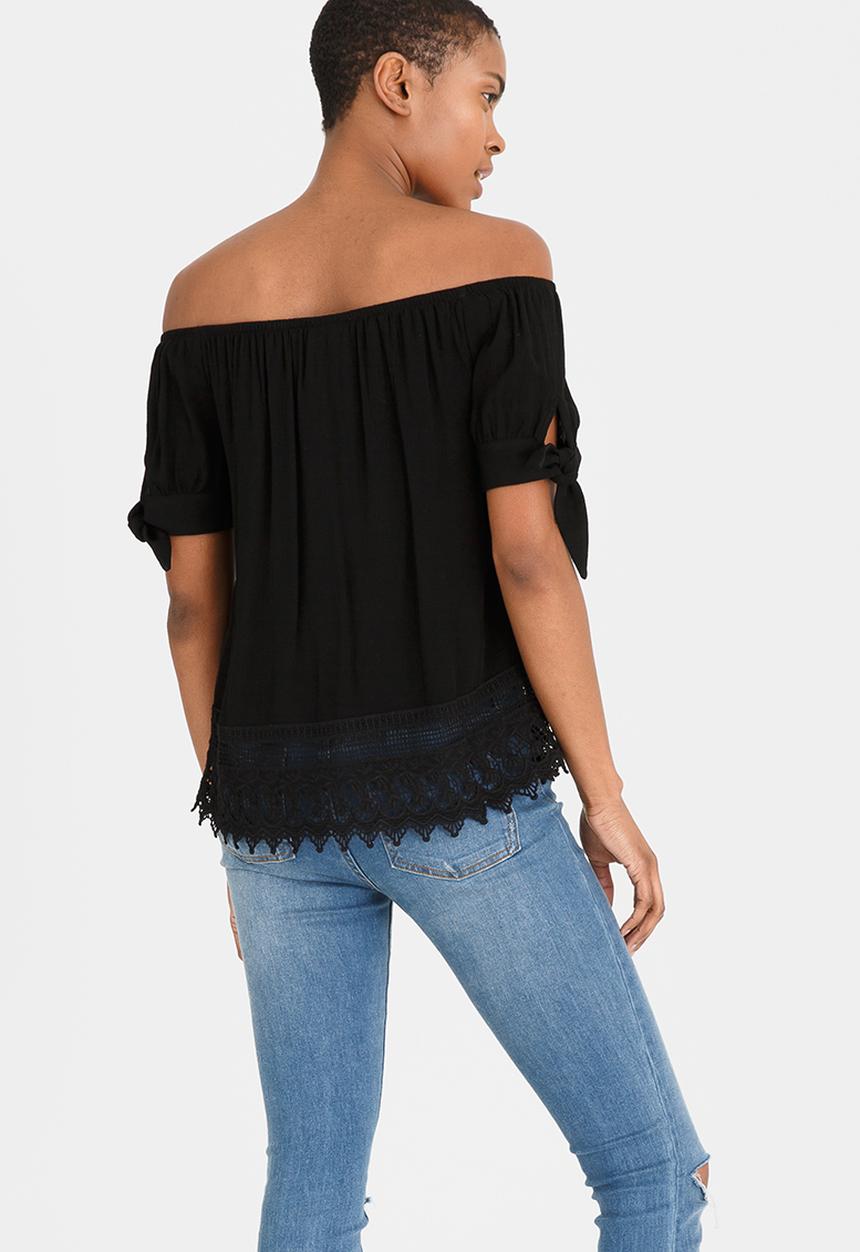 Vero Moda - Aya Off-the-shoulder Top Black