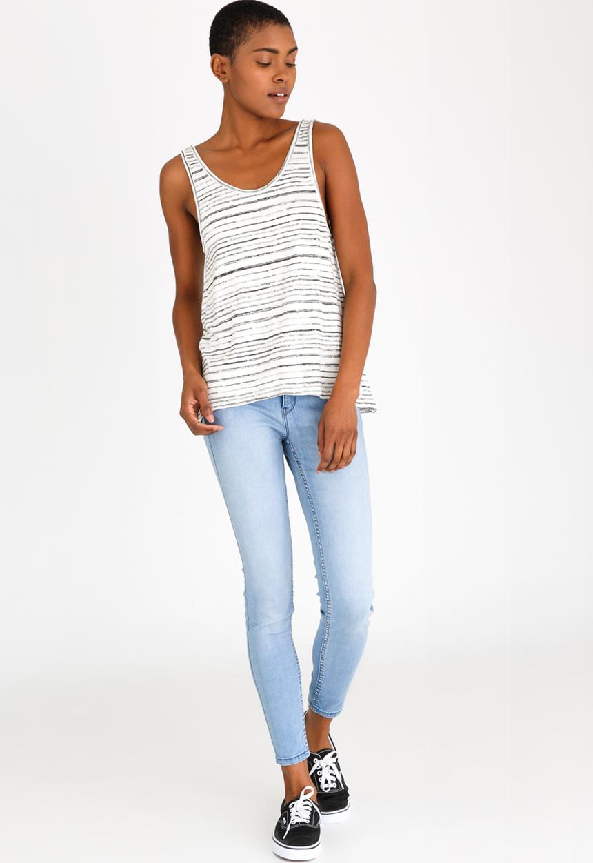 Lizzy - Inaya Vest Blue and White