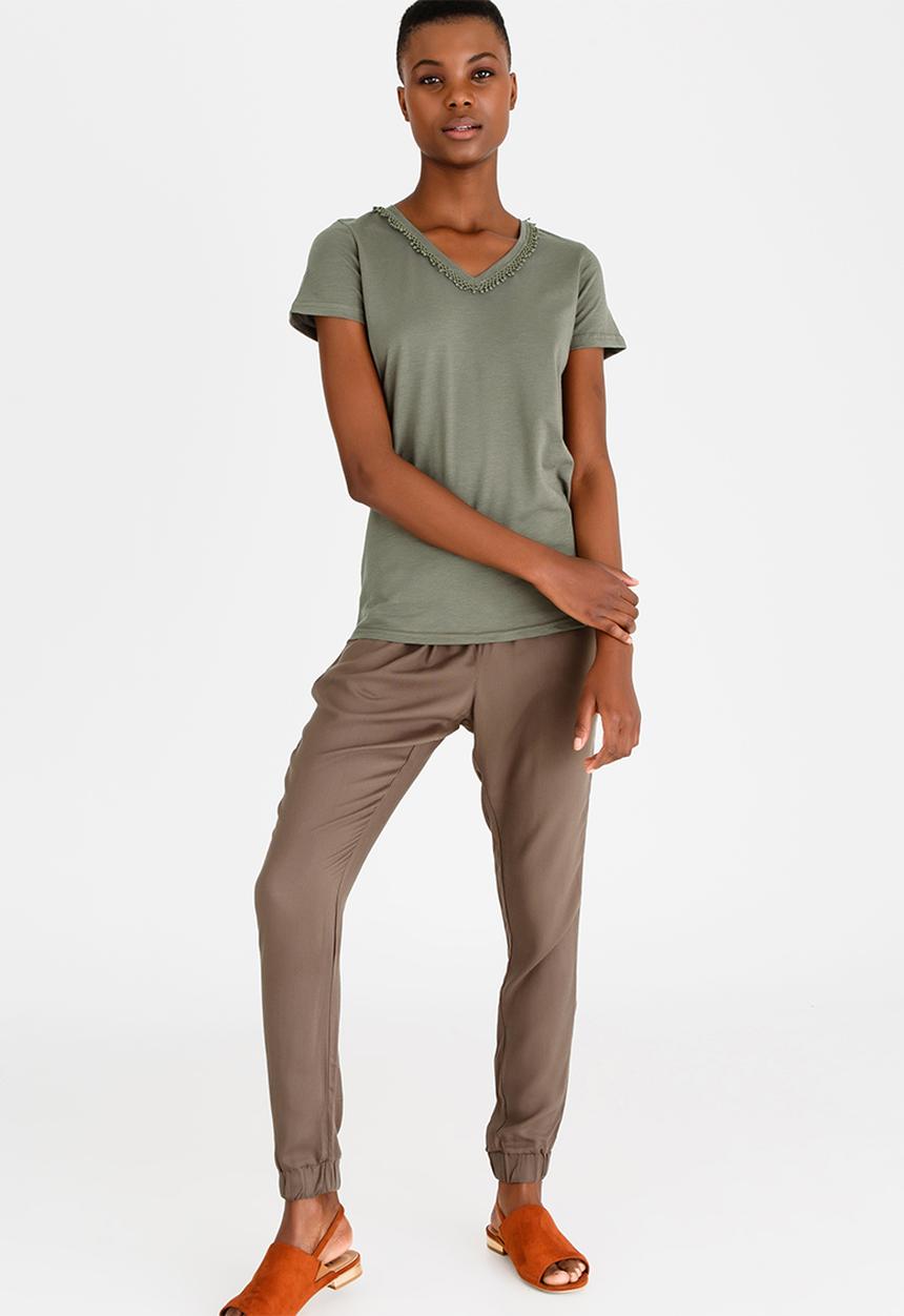 JEEP - Lace Trim V-neck Tee Khaki Green