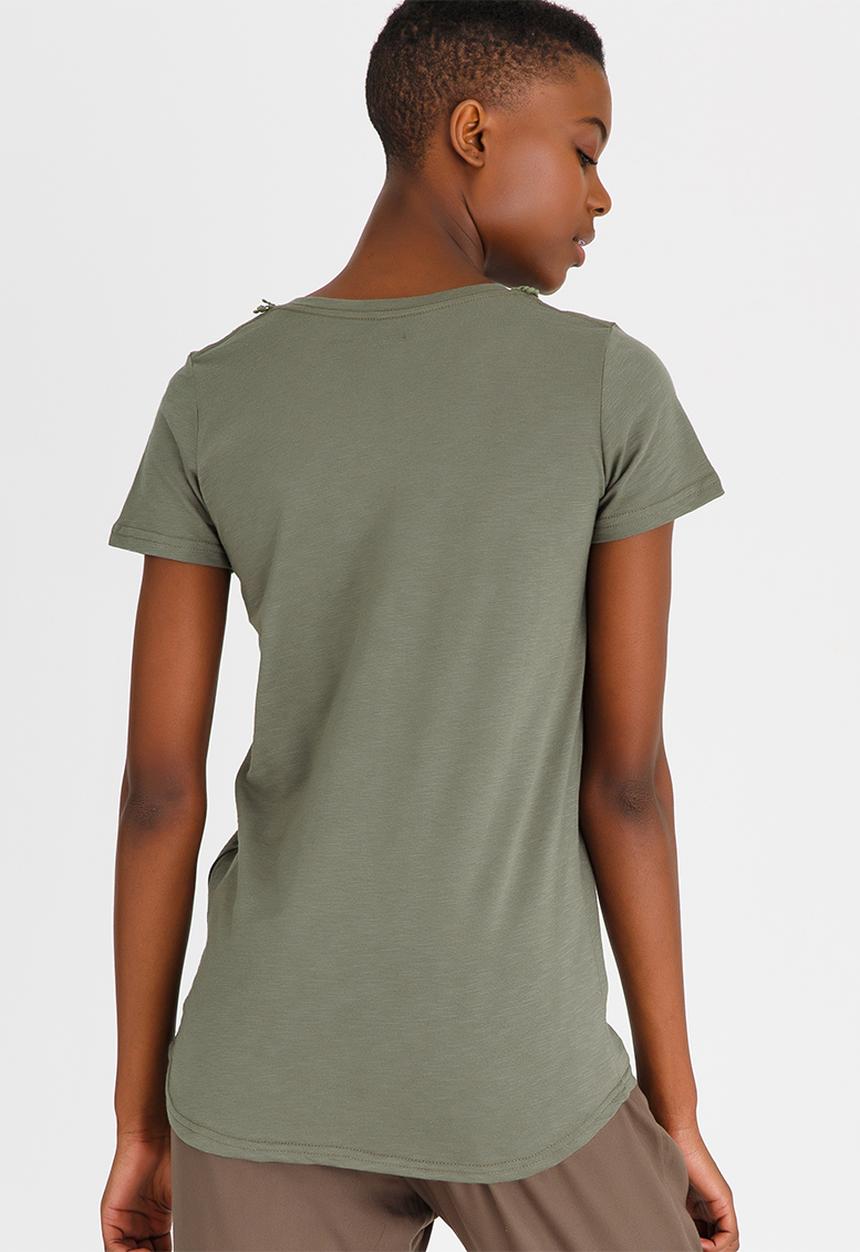 JEEP - Lace Trim V-neck Tee Khaki Green