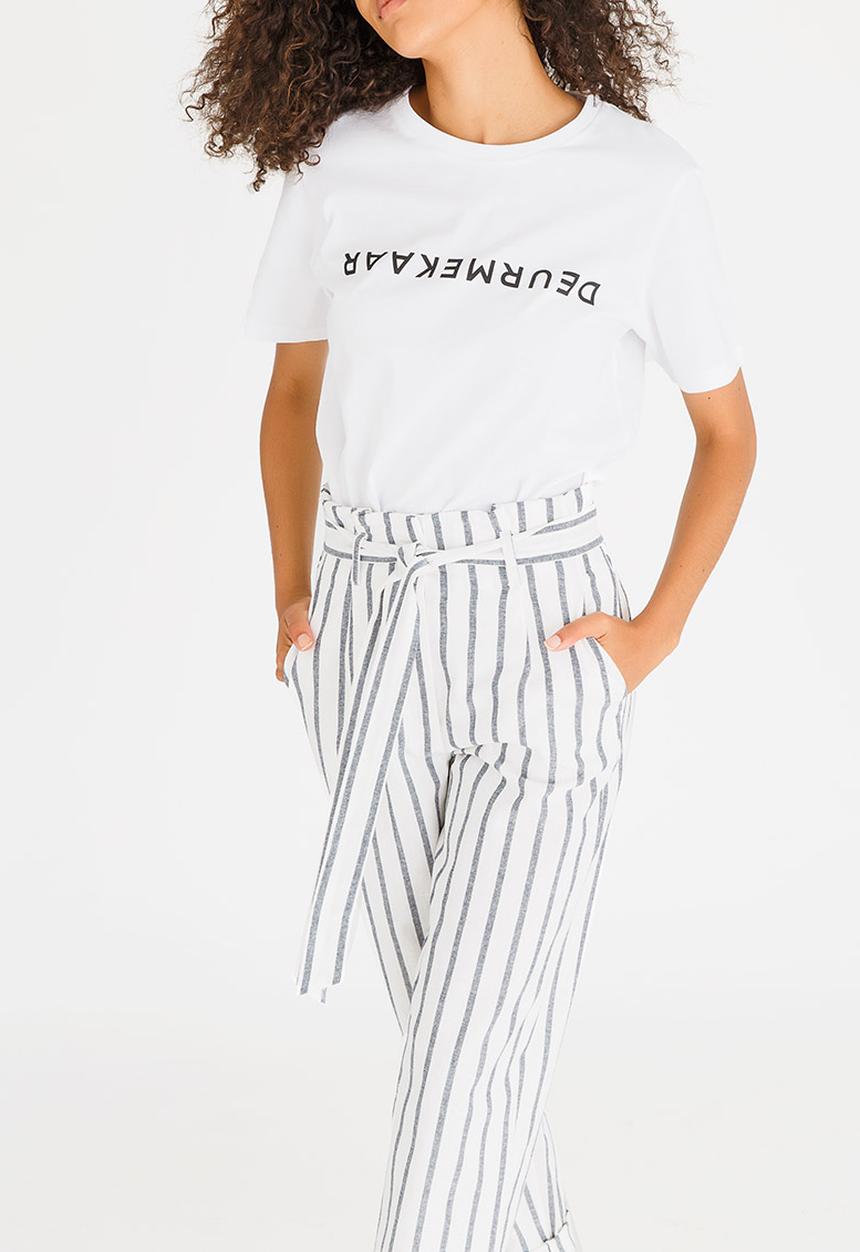 Mevrou & Co - Deurmekaar Tee White