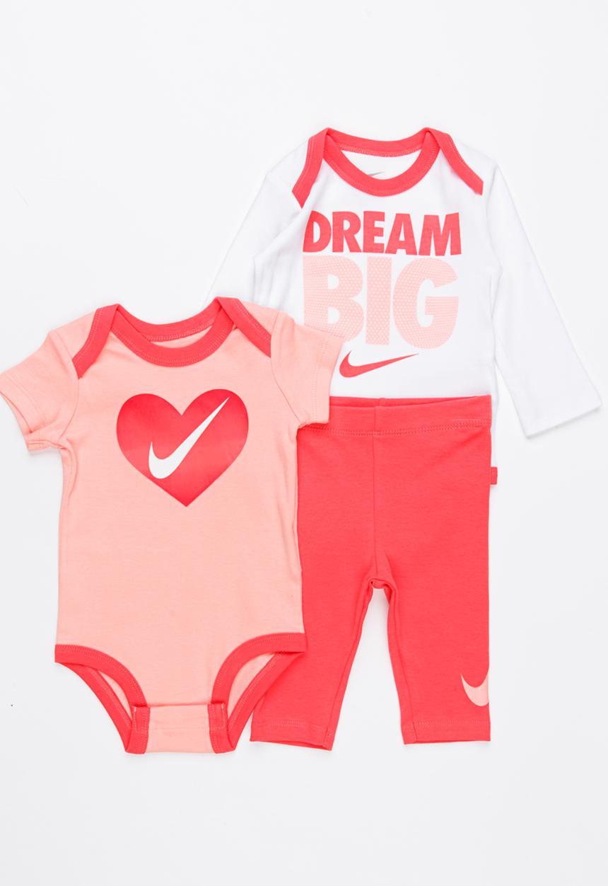 Nike - Nike 3 Piece Set Coral