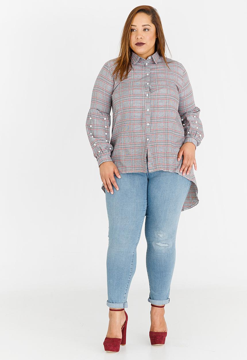 STYLE REPUBLIC PLUS - Pearl Detail Volume Sleeve Shirt Red