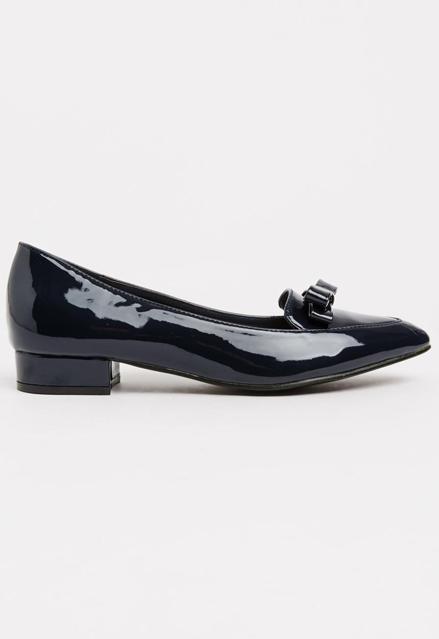 STYLE REPUBLIC - Patent Bow Pumps Navy