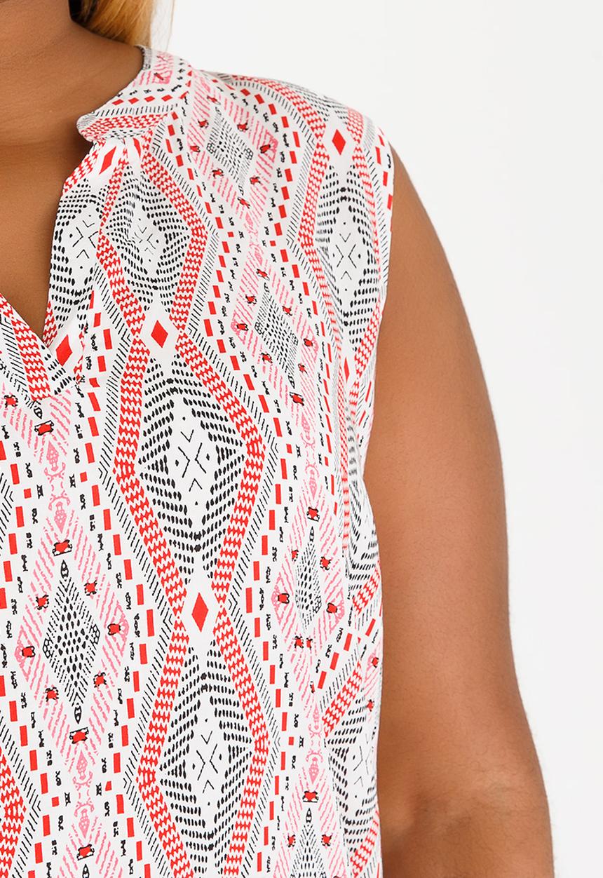 Revenge - Diamond Print Sleeveless Blouse Pale Pink