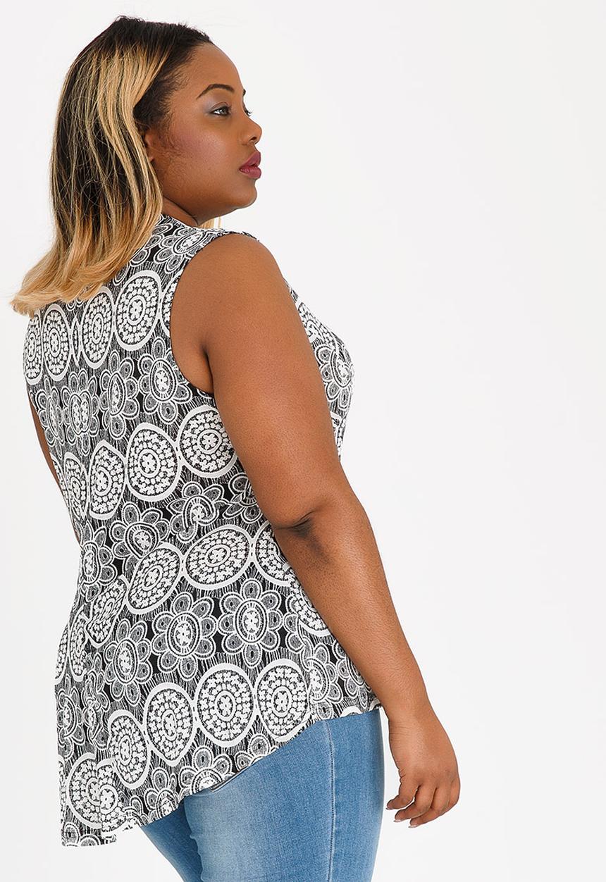 Revenge - Round Neck Sleeveless Blouse Black and White