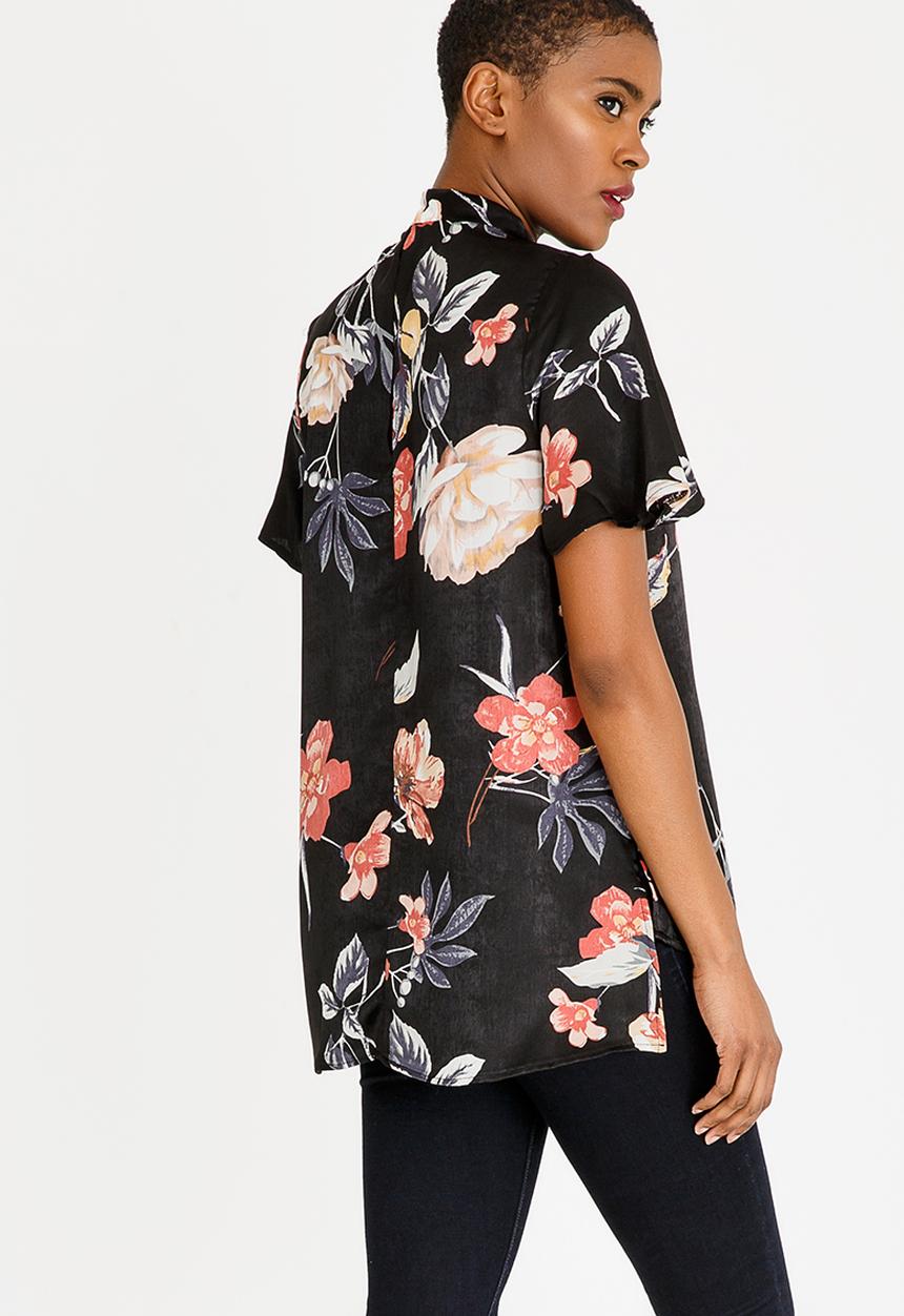 STYLE REPUBLIC - Kitty Bow Blouse Black