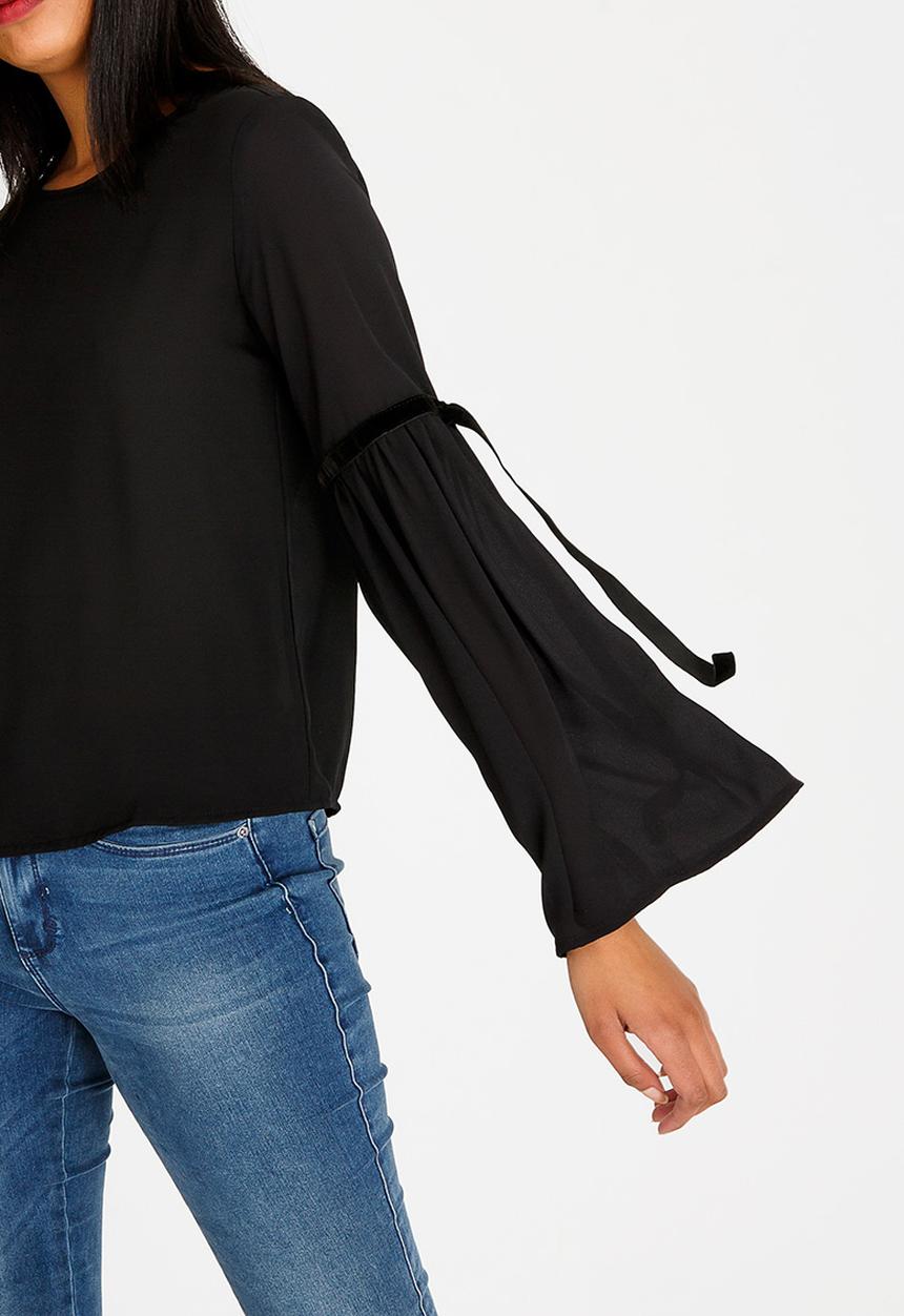 c(inch) - Bell Sleeve Blouse Black