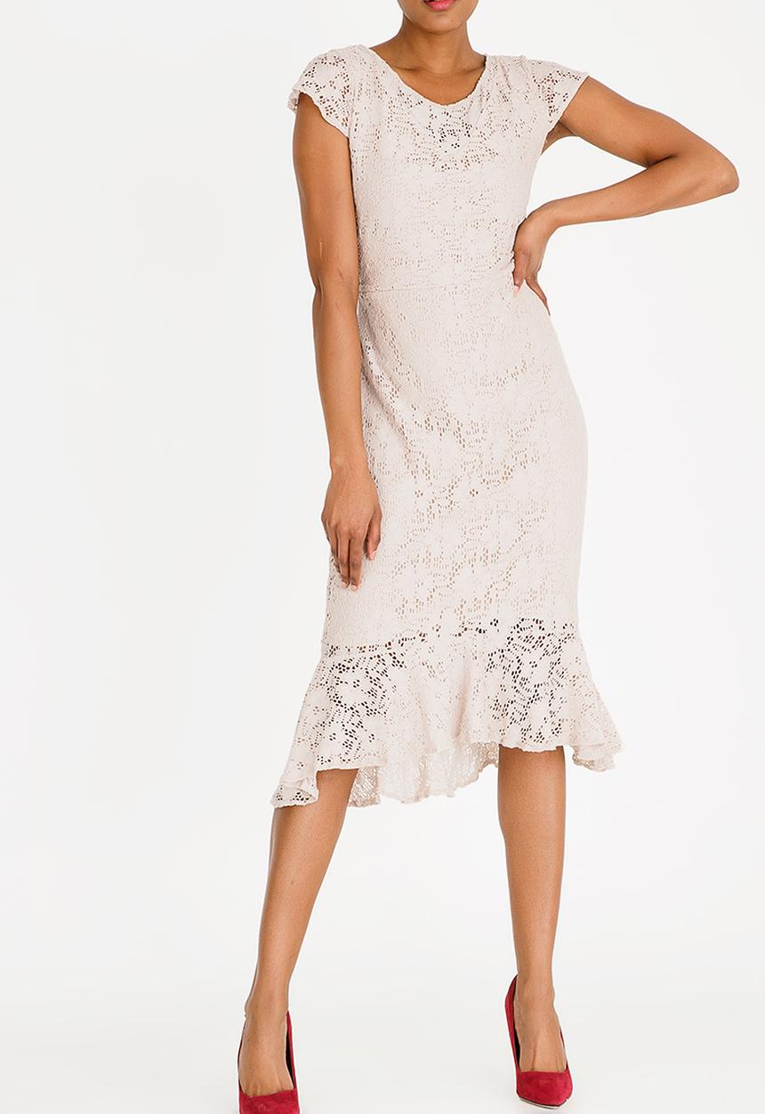 edit - Fitted lace dress with frills - beige