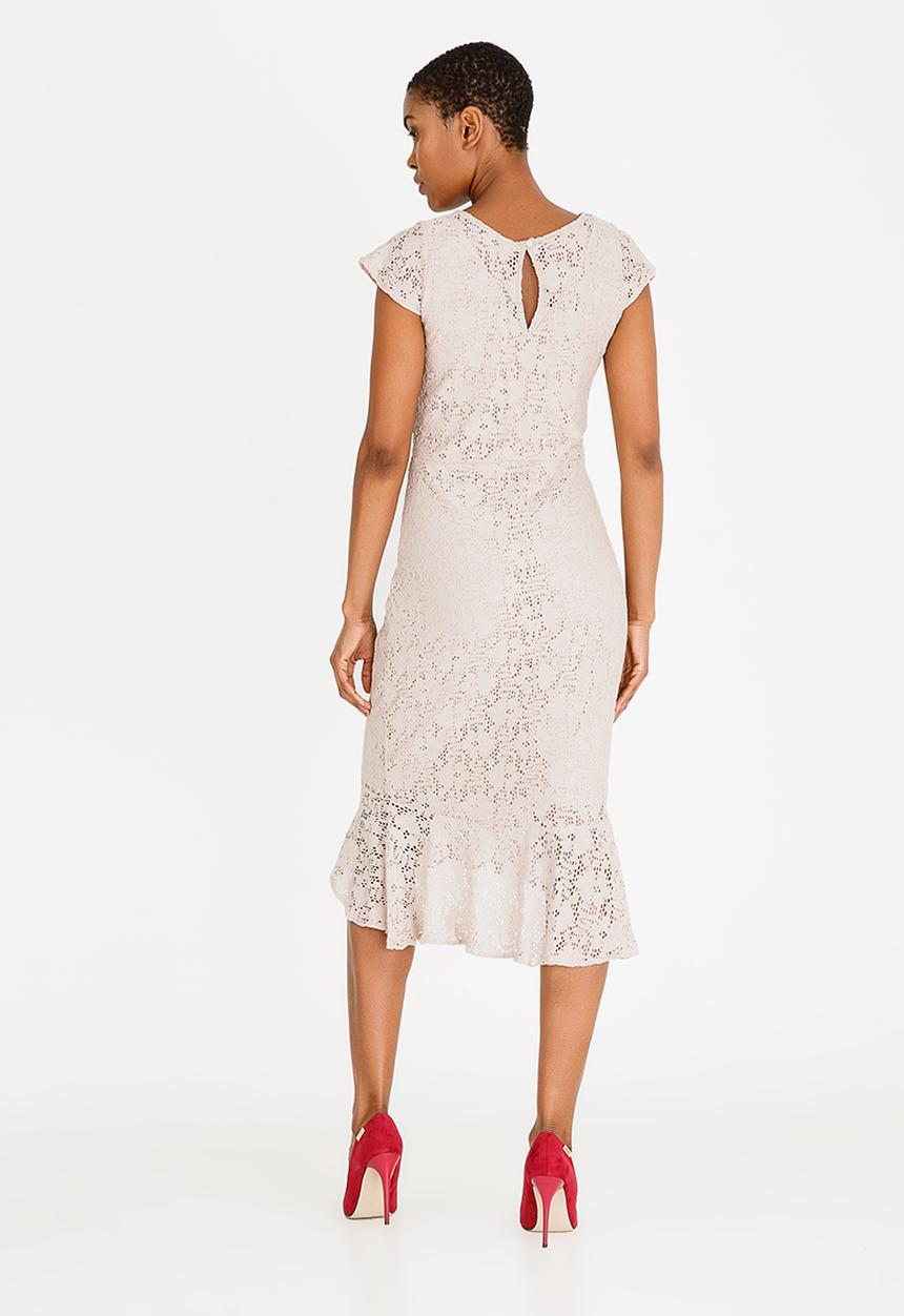 edit - Fitted lace dress with frills - beige
