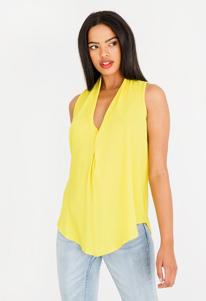 edit - V-neckline sleeveless top - yellow