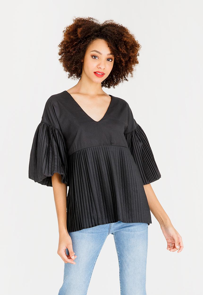 STYLE REPUBLIC - Pleat Detail Blouse Black