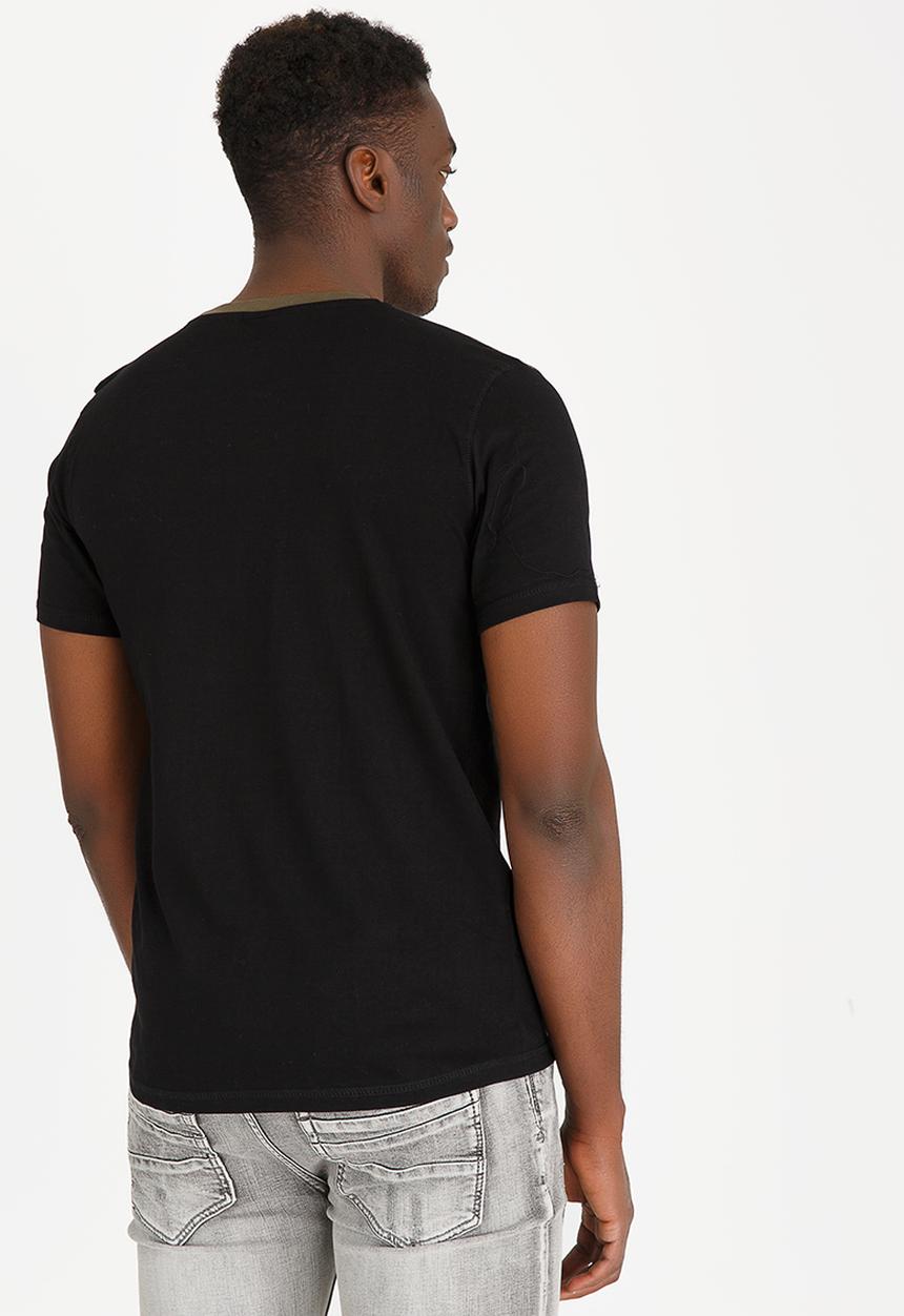 STYLE REPUBLIC - Colourblock T- shirt Black