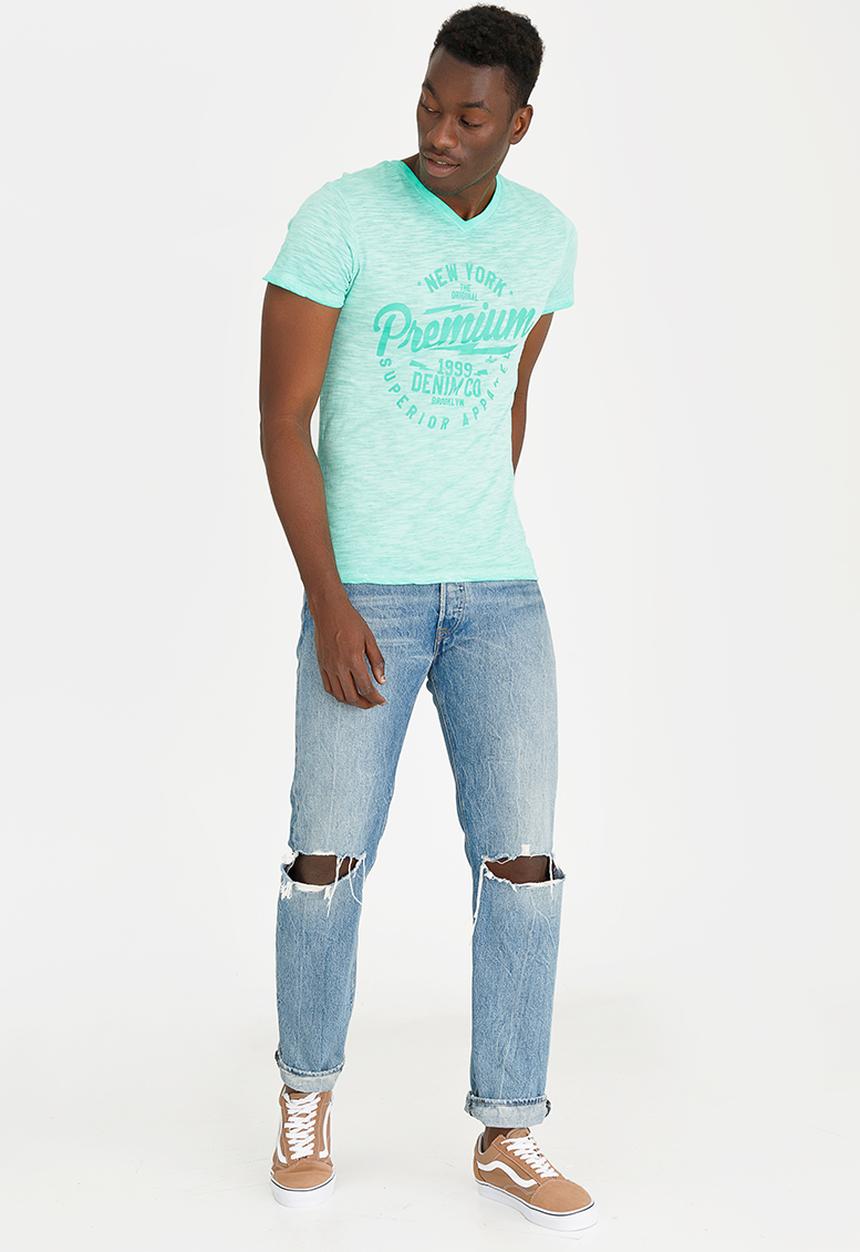 STYLE REPUBLIC - Print Wash College Tee V-neck Green