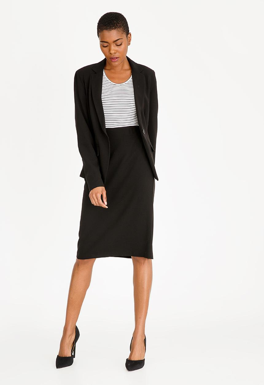 edit - Pencil skirt with back zip closure - black