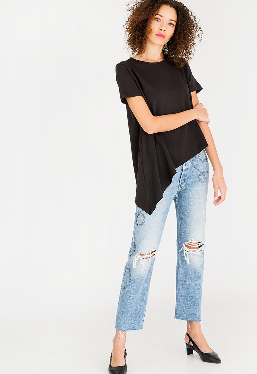 c(inch) - Asymmetrical T-Shirt Black