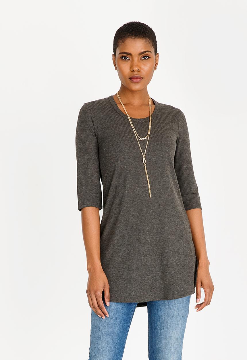 edit - 3/4 Sleeve top with chain - grey