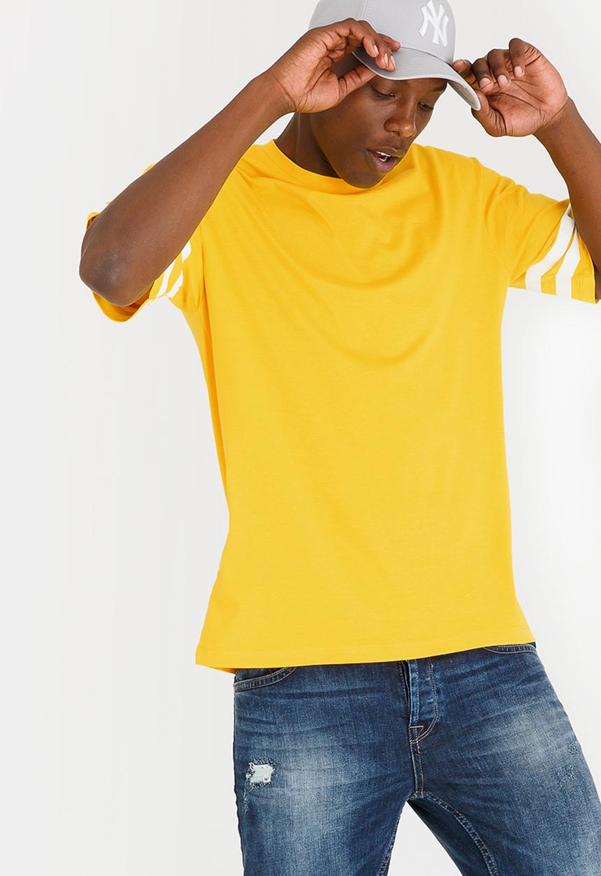 Only & Sons - Erez Boxy T-Shirt Yellow