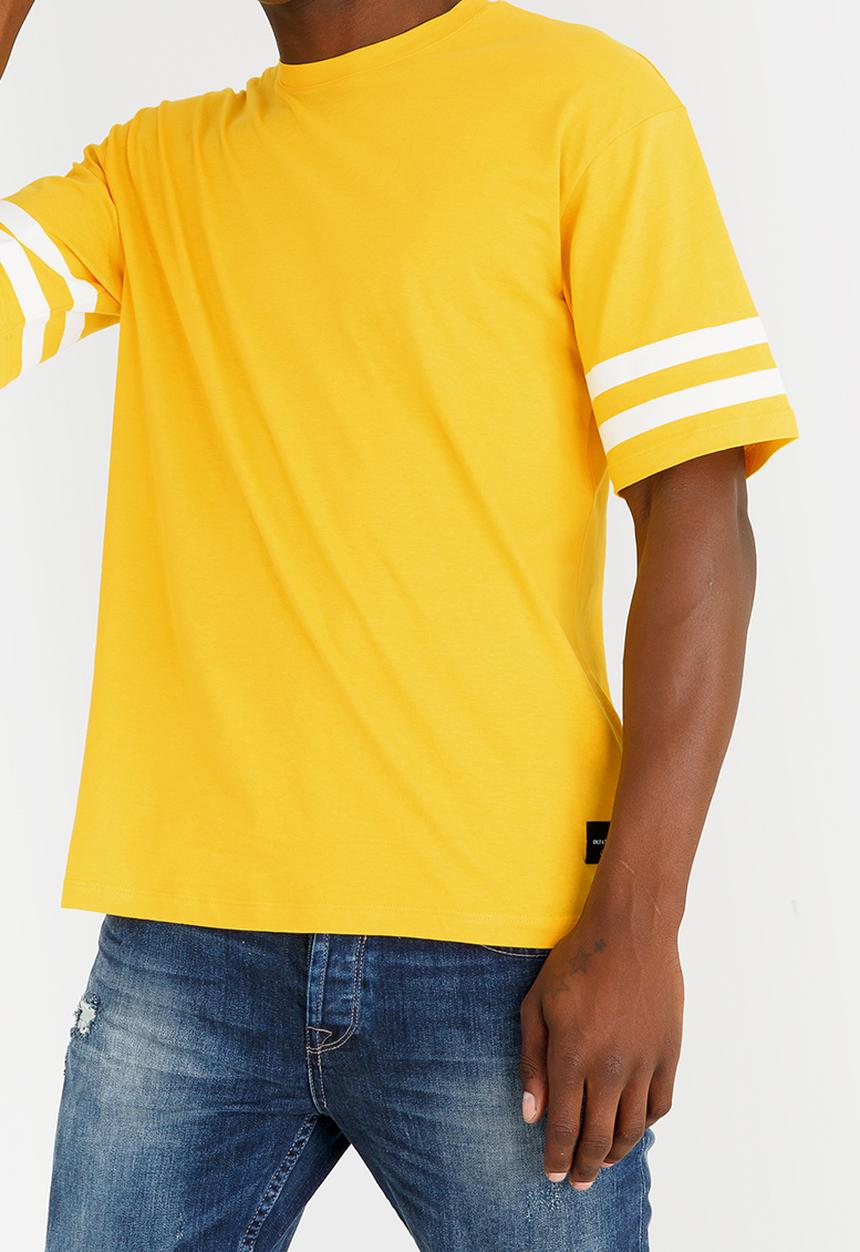 Only & Sons - Erez Boxy T-Shirt Yellow