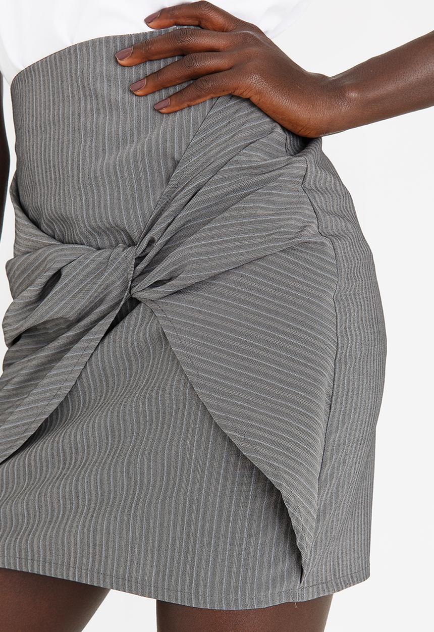 STYLE REPUBLIC - Tie Front Mini Skirt Grey