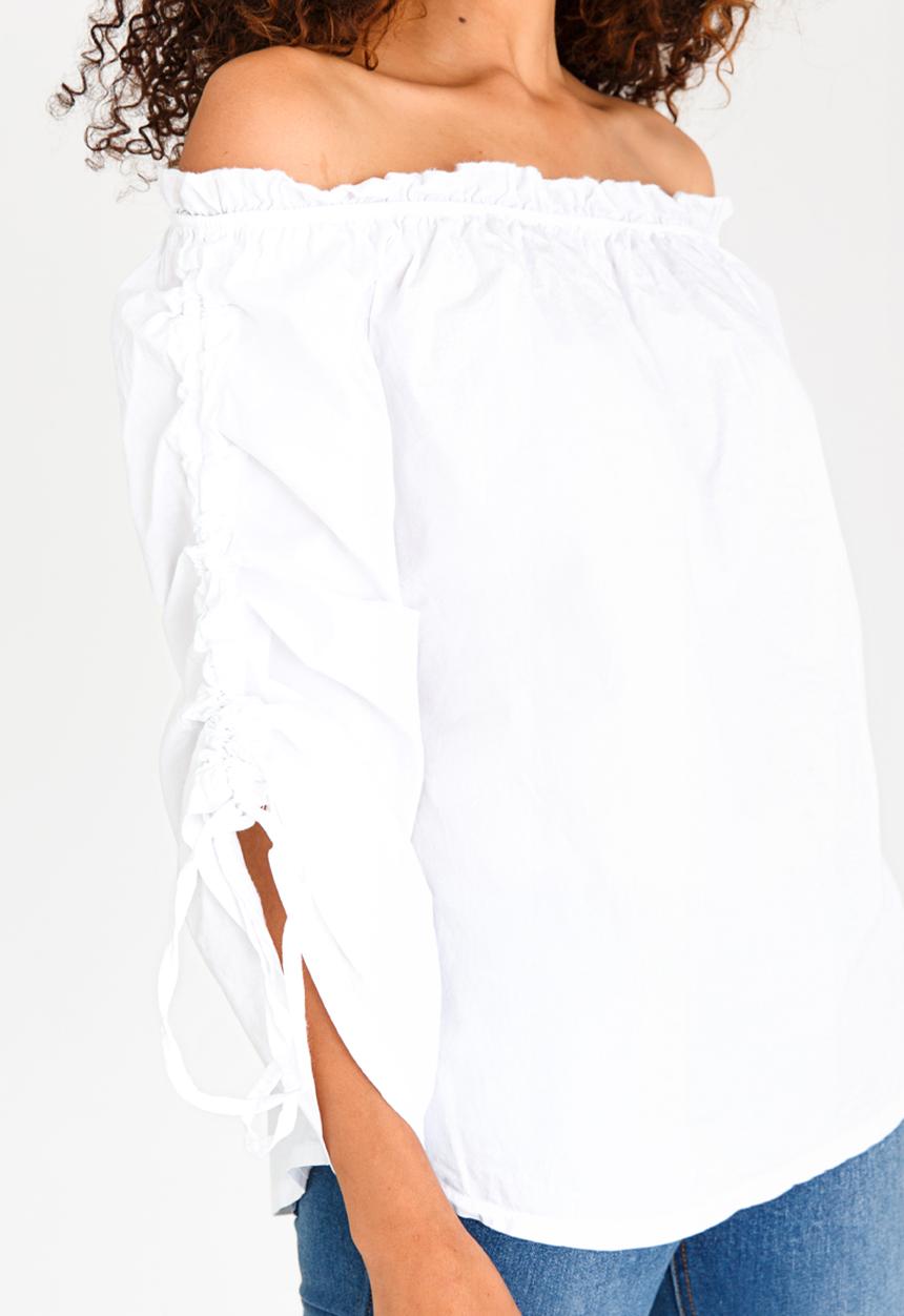 Revenge - Off shoulder Top White