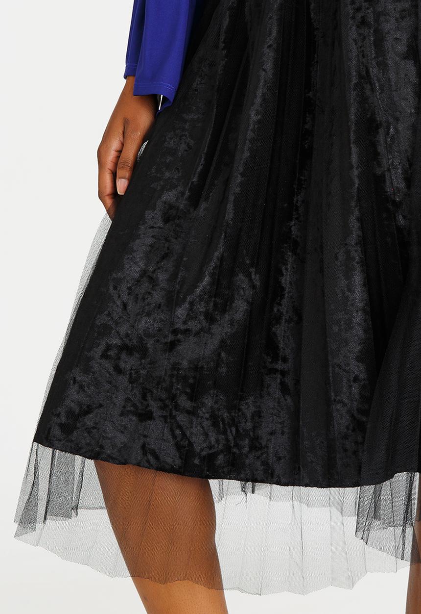 STYLE REPUBLIC - Mesh Overlay Skirt Black