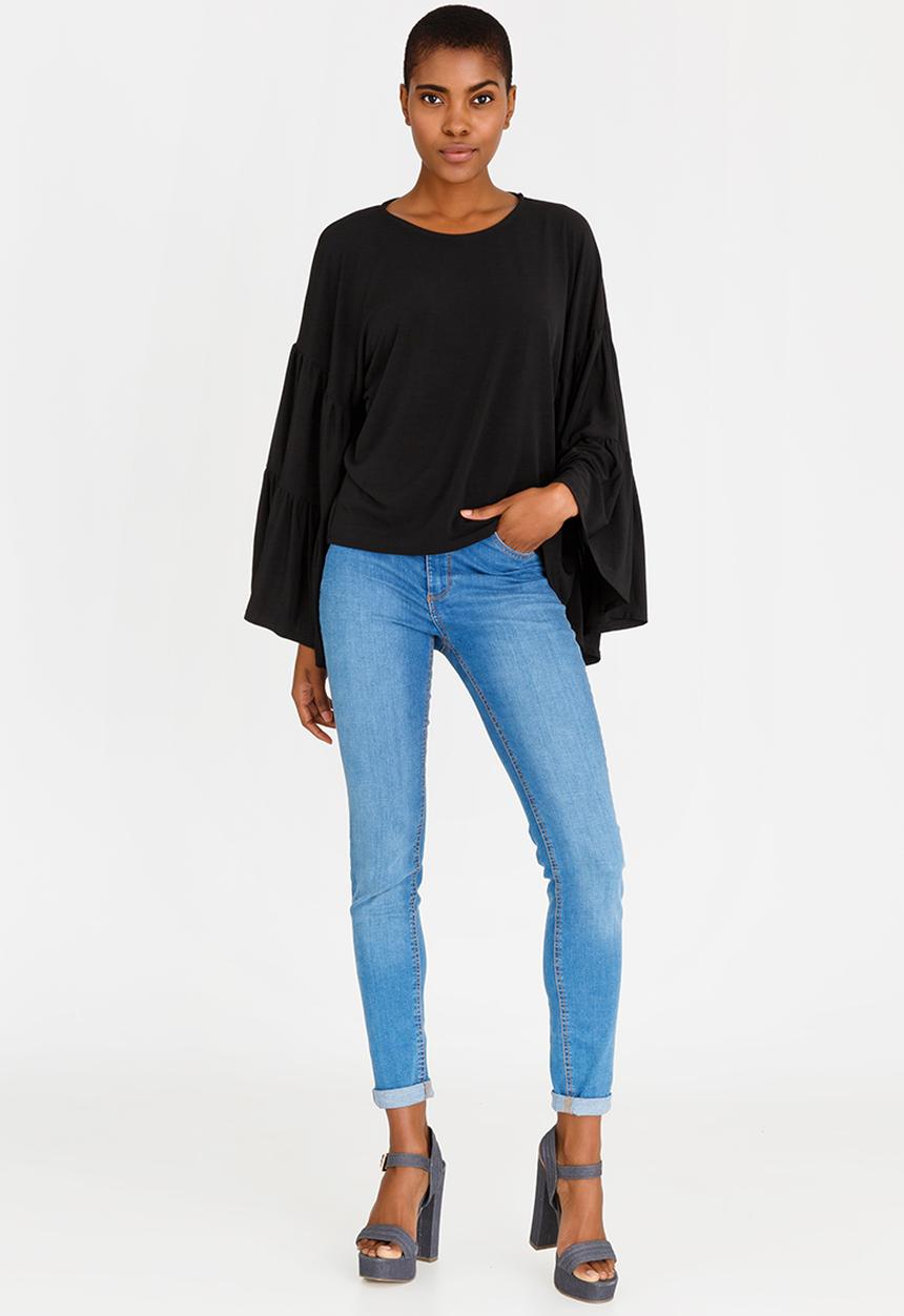 STYLE REPUBLIC - Bell Sleeve Top Black