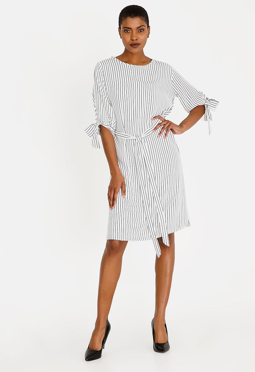 edit - Tie Sleeve Shift Dress Black and White