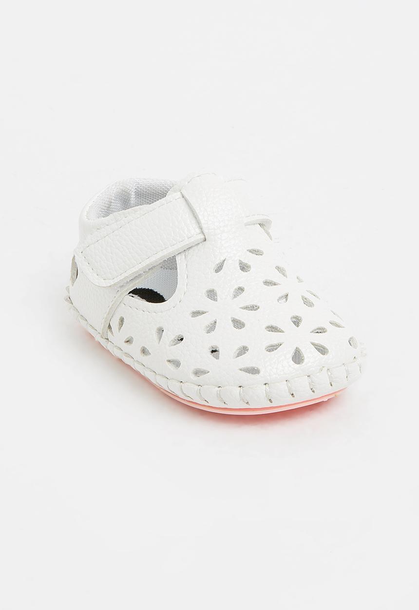 Pop Candy - Velcro Strap Pump Cream