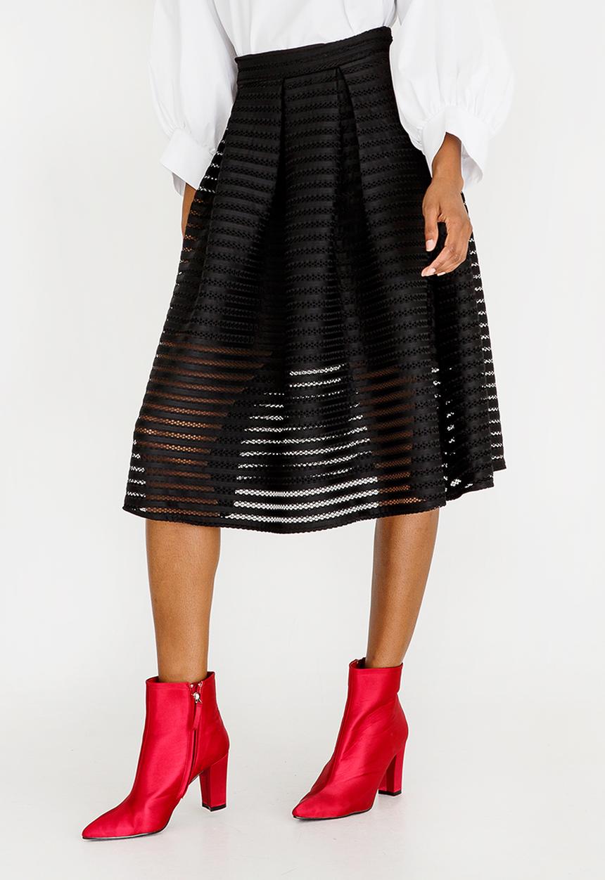STYLE REPUBLIC - Structured Fit and Flare Skirt Black