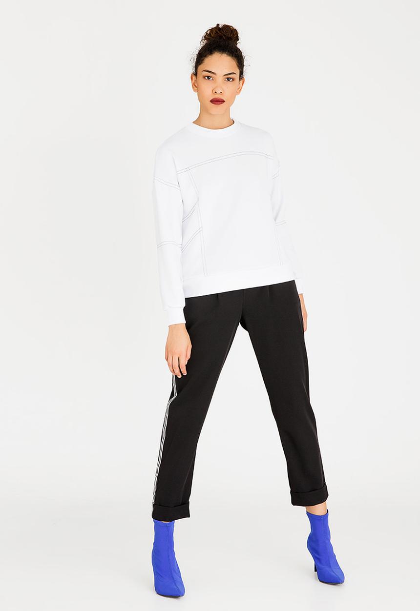 c(inch) - Stitch Detail Sweatshirt White