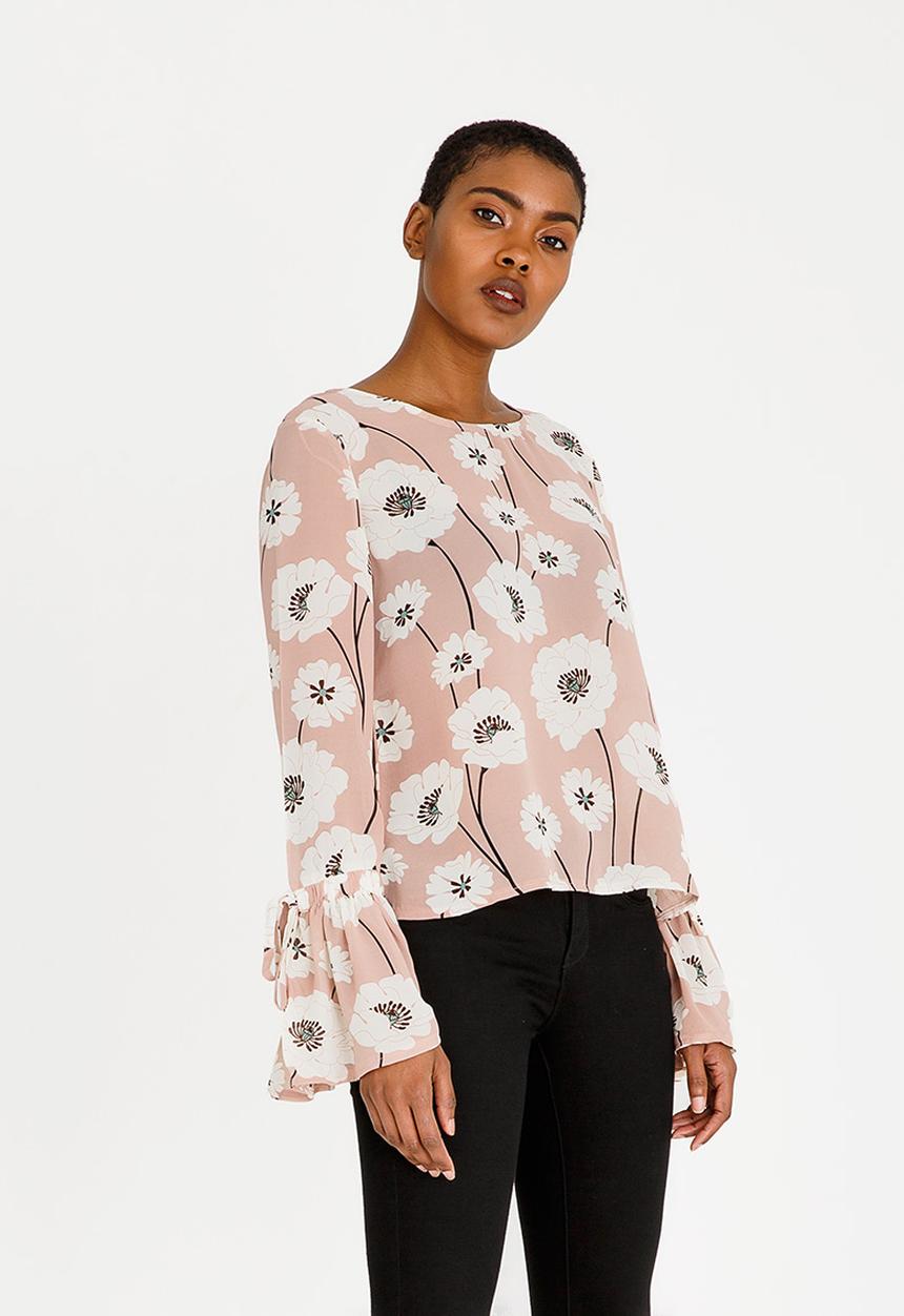 Revenge - Floral Flare Sleeve Blouse Mid Pink